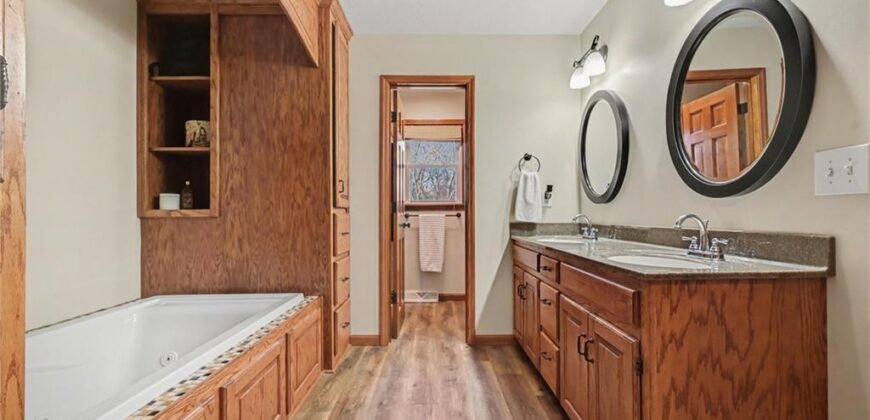 1404 Colony Drive, Kearney, MO 64060