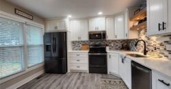 812 Apple Blossom Street, Excelsior Springs, MO 64024