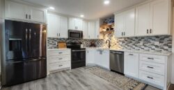 812 Apple Blossom Street, Excelsior Springs, MO 64024