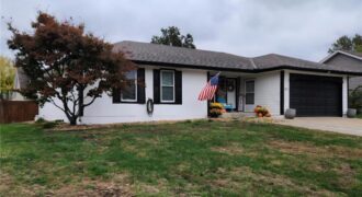 812 Apple Blossom Street, Excelsior Springs, MO 64024