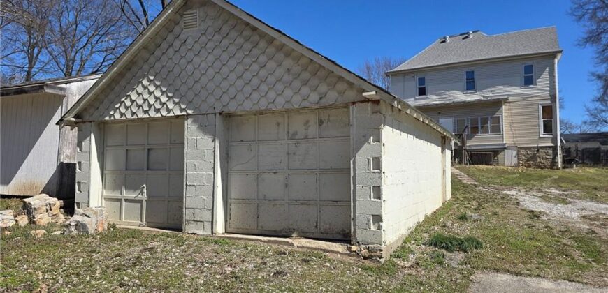 715 Magnolia Avenue, Excelsior Springs, MO 64024