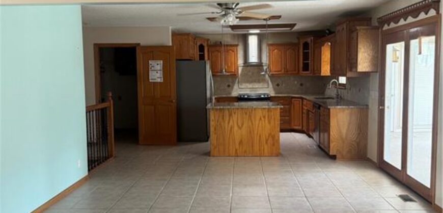 813 Dogwood Street, Excelsior Springs, MO 64024