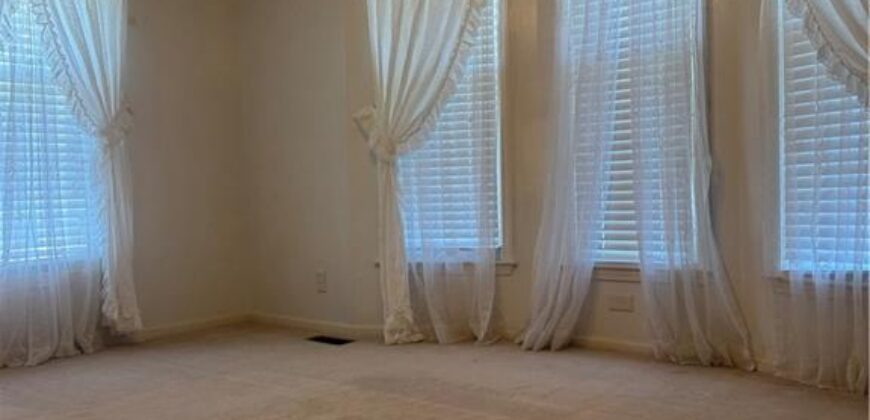 813 Dogwood Street, Excelsior Springs, MO 64024