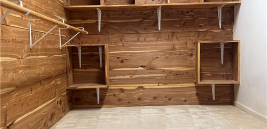 813 Dogwood Street, Excelsior Springs, MO 64024