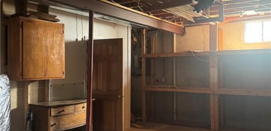 813 Dogwood Street, Excelsior Springs, MO 64024