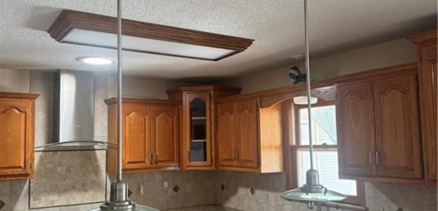 813 Dogwood Street, Excelsior Springs, MO 64024