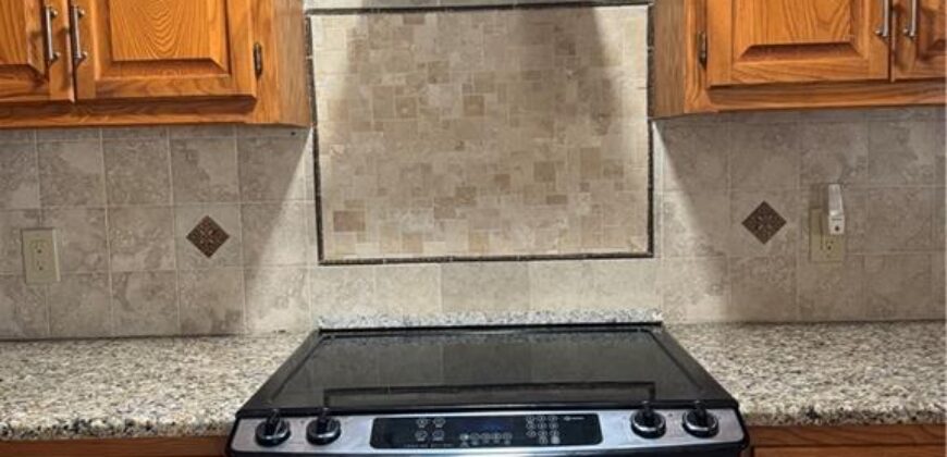 813 Dogwood Street, Excelsior Springs, MO 64024