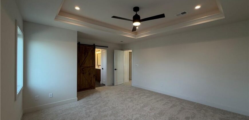 10411 N Liberty Street, Kansas City, MO 64155