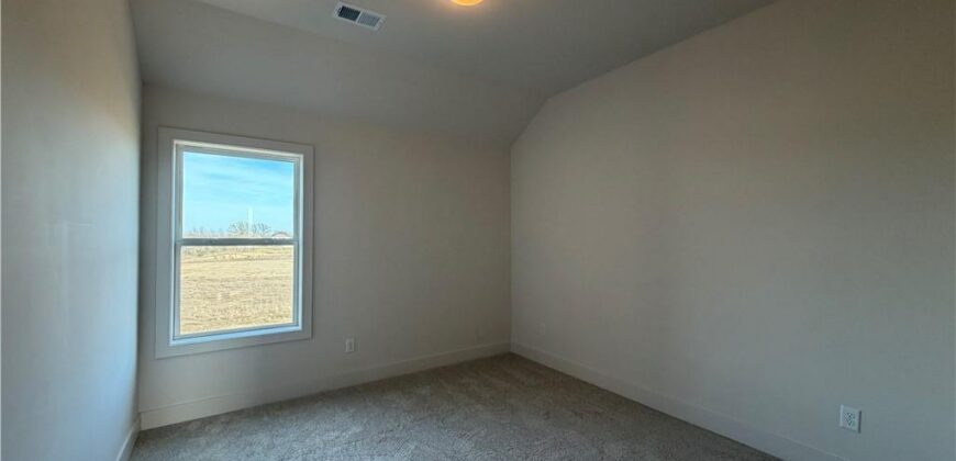 10411 N Liberty Street, Kansas City, MO 64155