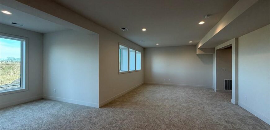 10411 N Liberty Street, Kansas City, MO 64155