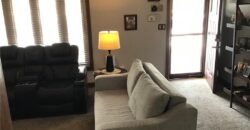 8395 NW WAUKOMIS Drive, Kansas City, MO 64151
