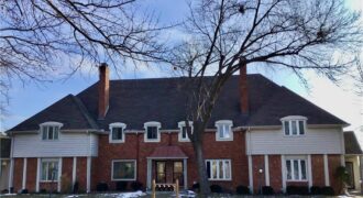 8395 NW WAUKOMIS Drive, Kansas City, MO 64151