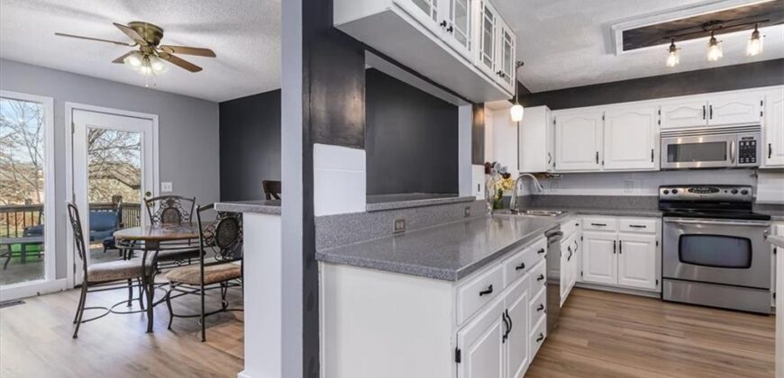 4214 NW 78th Street, Kansas City, MO 64151