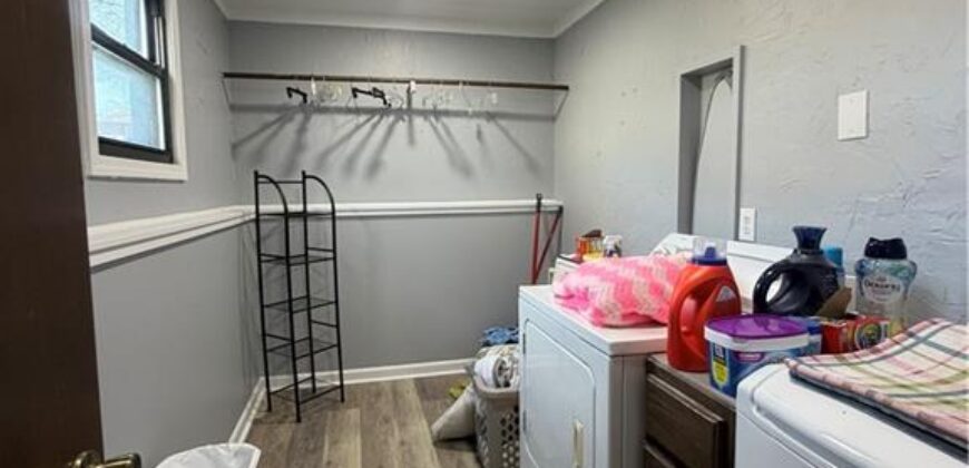 7801 N Euclid Avenue, Kansas City, MO 64118