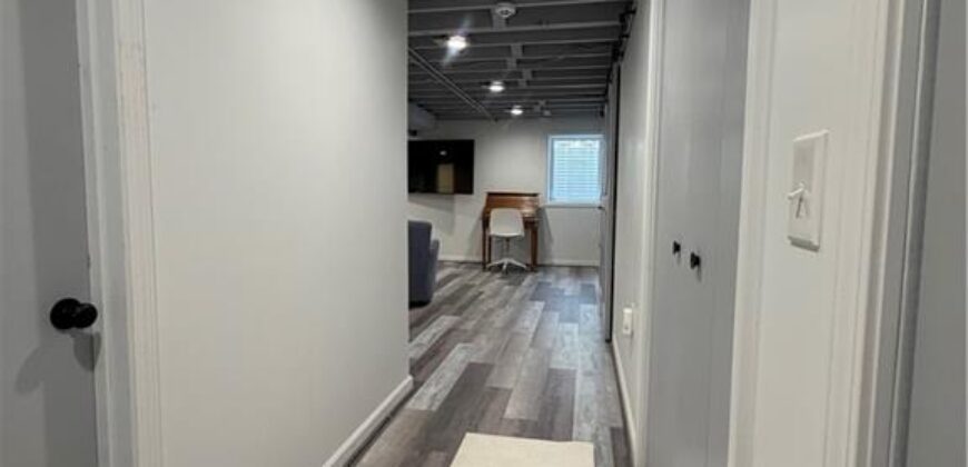 7801 N Euclid Avenue, Kansas City, MO 64118