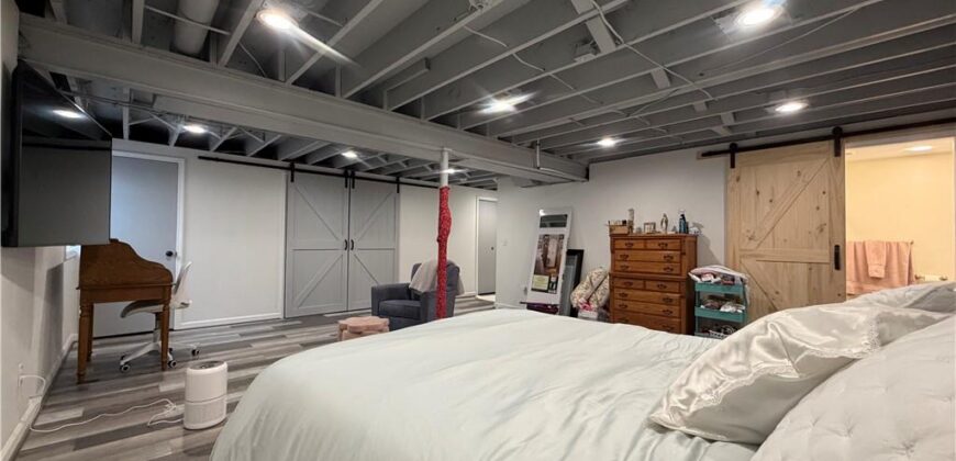 7801 N Euclid Avenue, Kansas City, MO 64118