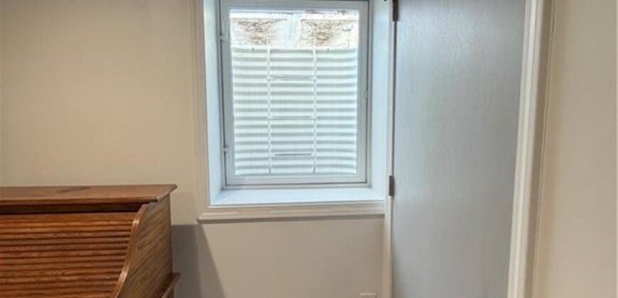 7801 N Euclid Avenue, Kansas City, MO 64118