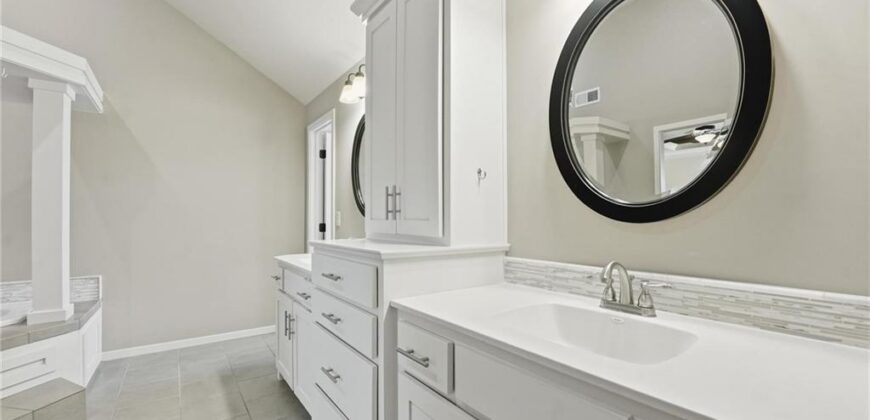 8050 NE 100th Terrace, Kansas City, MO 64157