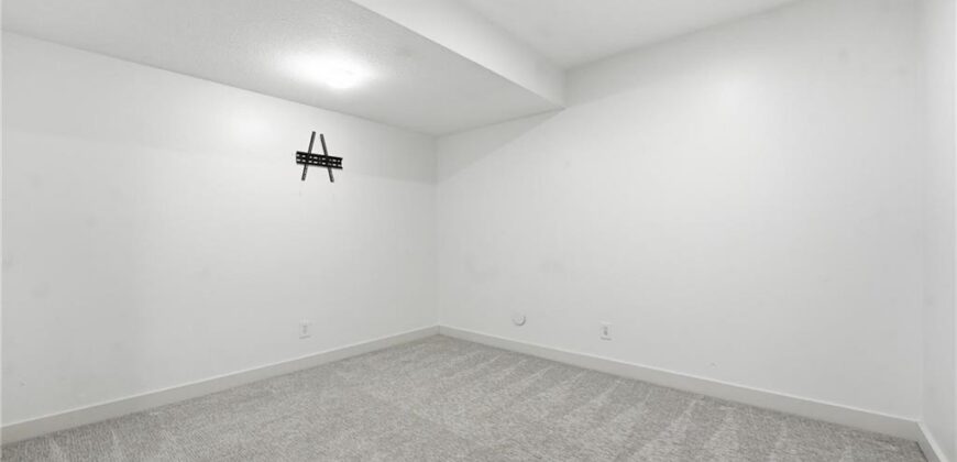 8050 NE 100th Terrace, Kansas City, MO 64157