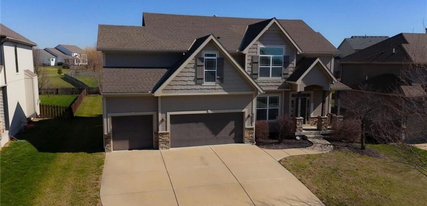 8050 NE 100th Terrace, Kansas City, MO 64157