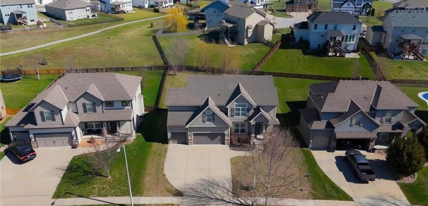 8050 NE 100th Terrace, Kansas City, MO 64157