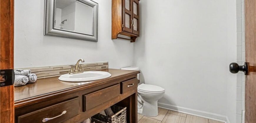 13319 Darlin Drive, Smithville, MO 64089