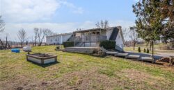 13319 Darlin Drive, Smithville, MO 64089