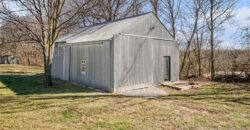 13319 Darlin Drive, Smithville, MO 64089