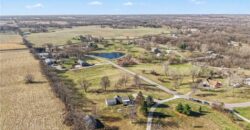 13319 Darlin Drive, Smithville, MO 64089