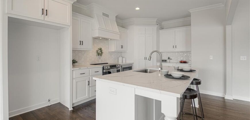 1027 Fir Lane, Liberty, MO 64068