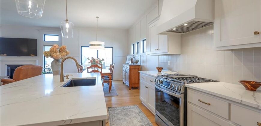 1820 Homestead Drive, Liberty, MO 64068