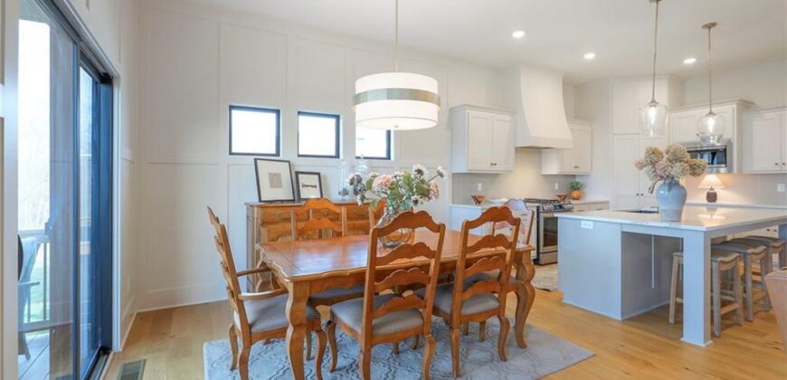 1820 Homestead Drive, Liberty, MO 64068