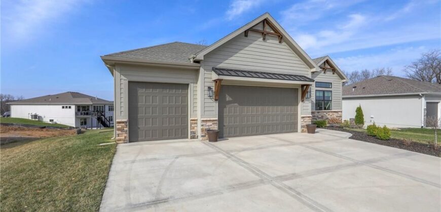 1820 Homestead Drive, Liberty, MO 64068