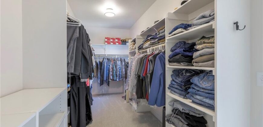 1820 Homestead Drive, Liberty, MO 64068