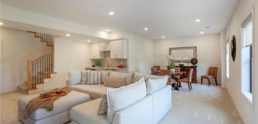 1820 Homestead Drive, Liberty, MO 64068