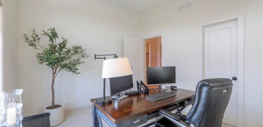 1820 Homestead Drive, Liberty, MO 64068