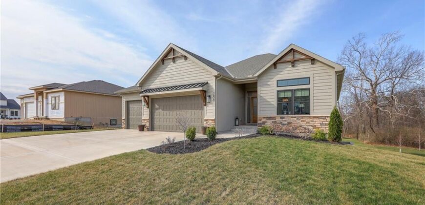 1820 Homestead Drive, Liberty, MO 64068