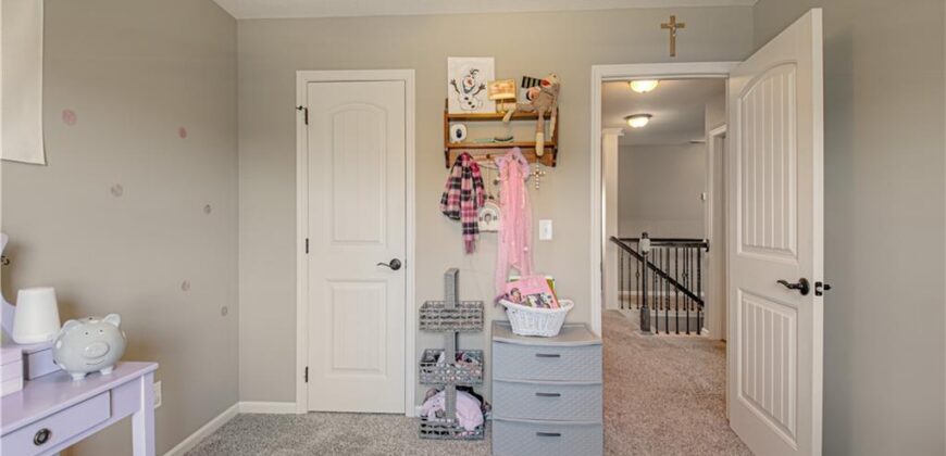 10821 N Bristol Avenue, Kansas City, MO 64156