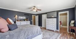 11207 N Summit Street, Kansas City, MO 64155