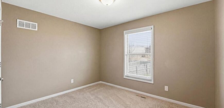 11207 N Summit Street, Kansas City, MO 64155