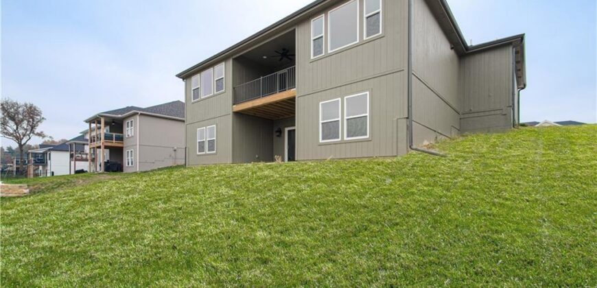 2316 Larkspur Lane, Kearney, MO 64060