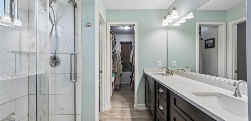 301 NW 179th Street, Smithville, MO 64089