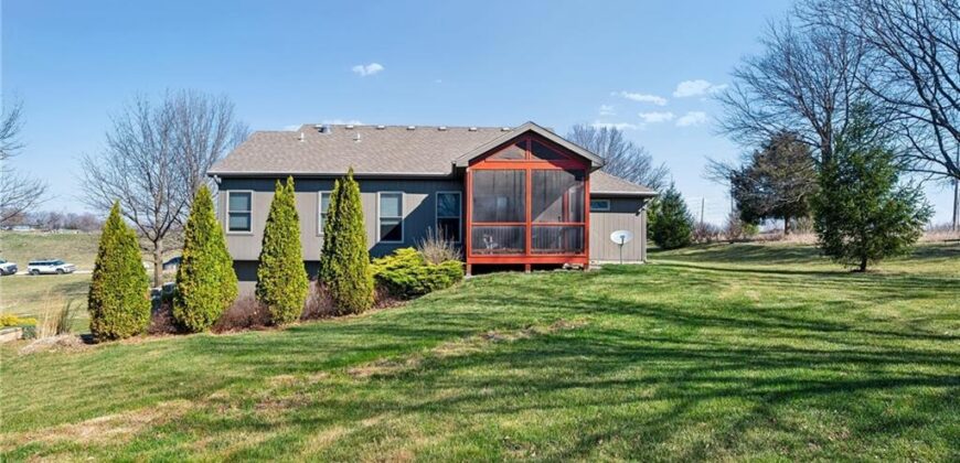 301 NW 179th Street, Smithville, MO 64089