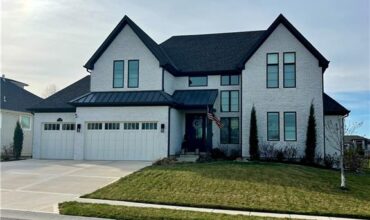 10126 N Kansas Court, Kansas City, MO 64155