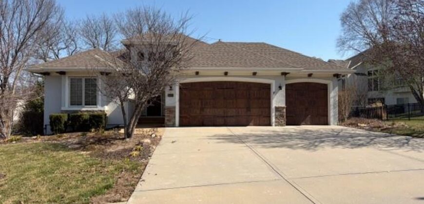 9425 N Spruce Court, Kansas City, MO 64156