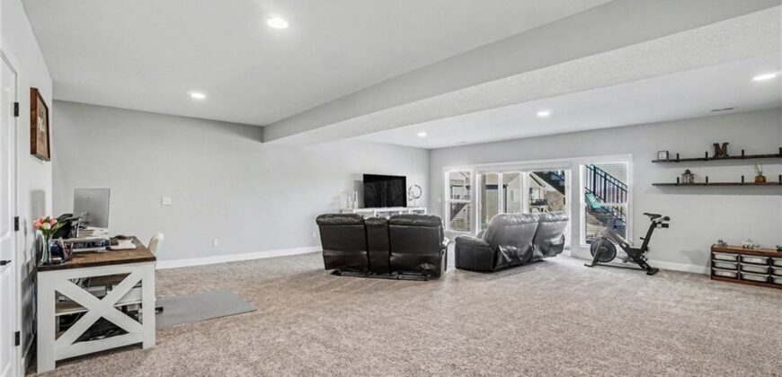 16590 NW 124 Street, Platte City, MO 64079