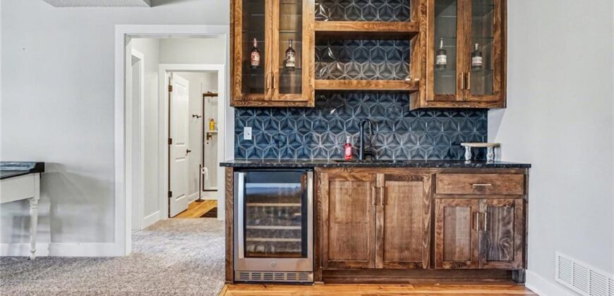 16590 NW 124 Street, Platte City, MO 64079