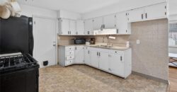 403 E PARK Avenue, Claycomo, MO 64119