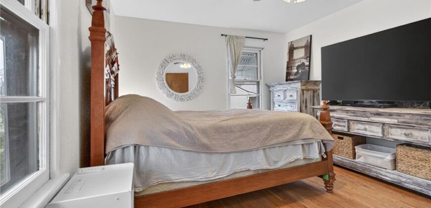 403 E PARK Avenue, Claycomo, MO 64119