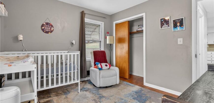 403 E PARK Avenue, Claycomo, MO 64119